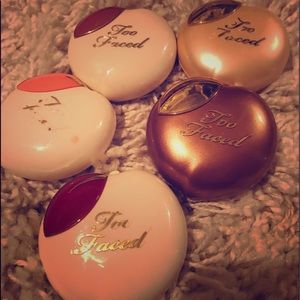Too faced make up